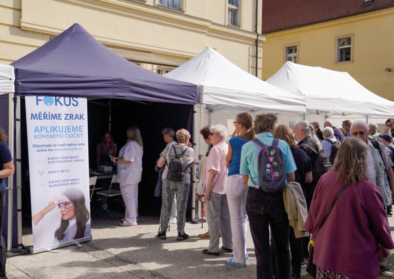 Fronty na zdraví. Zájem o preventivní vyšetření v centru Prahy předčil očekávání